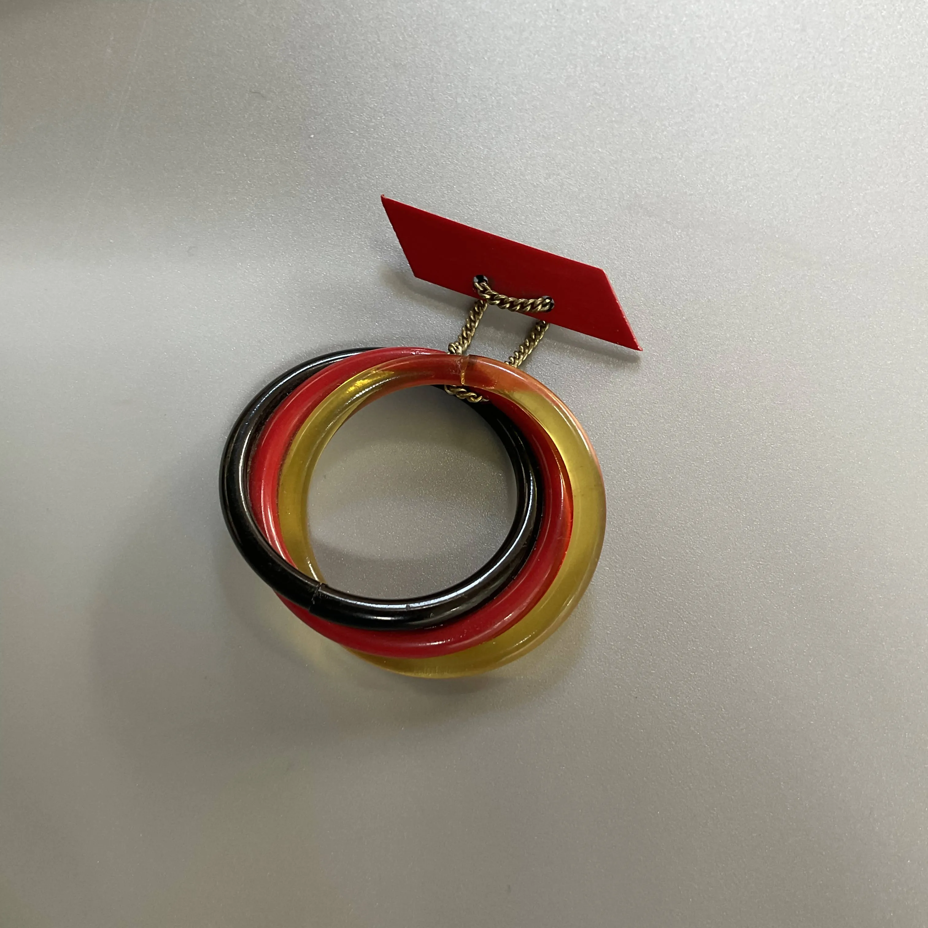 1930’s plastic brooch