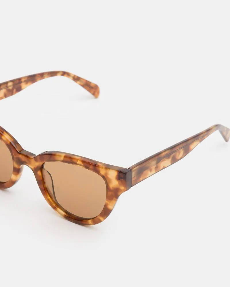 Barton Sunglasses in Amber/Sandstorm