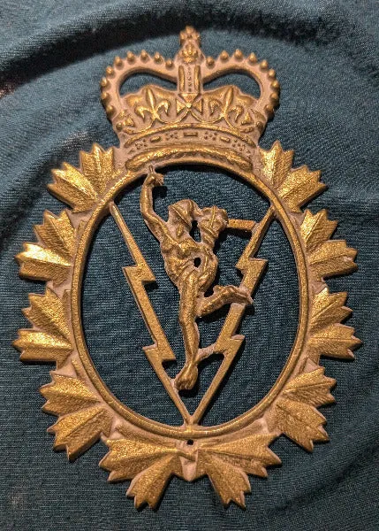 Metal Crests