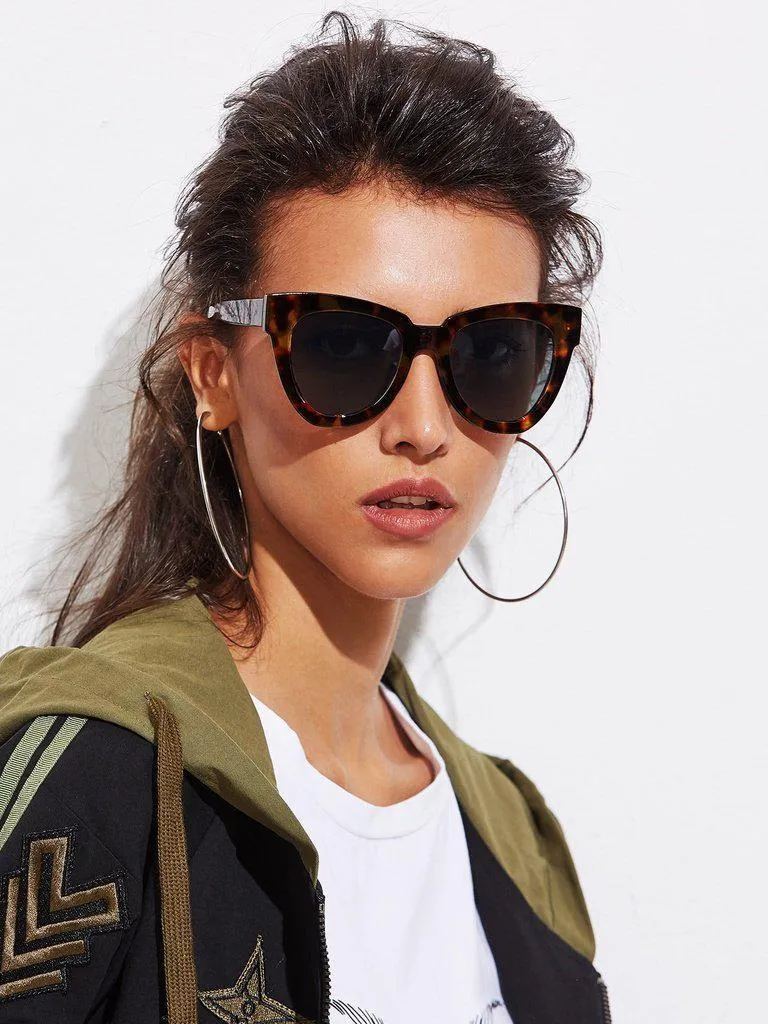 Oversized Cat Eye Sunglasses