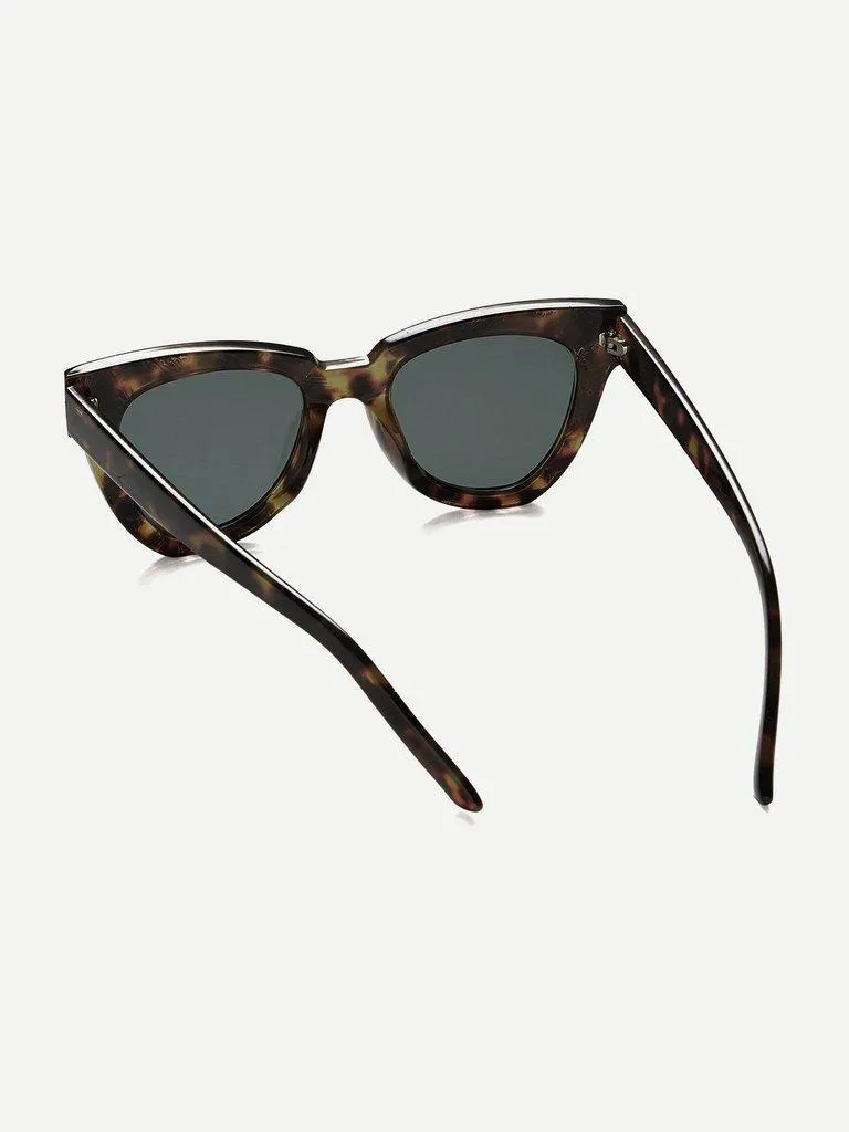 Oversized Cat Eye Sunglasses