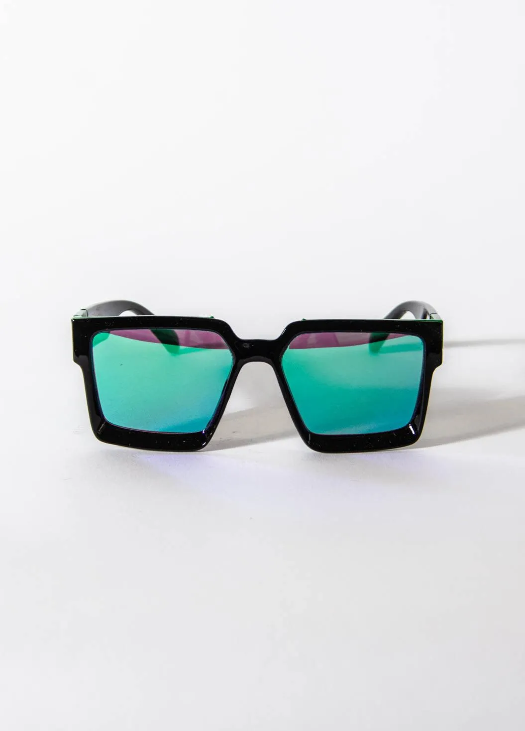 Stylish Polarized Gradient Rectangular Sunglasses with UV Protection